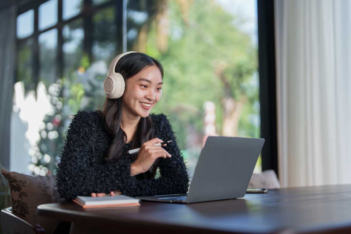 5 Networking Secrets to Grow a Virtual Consulting Practice from Home