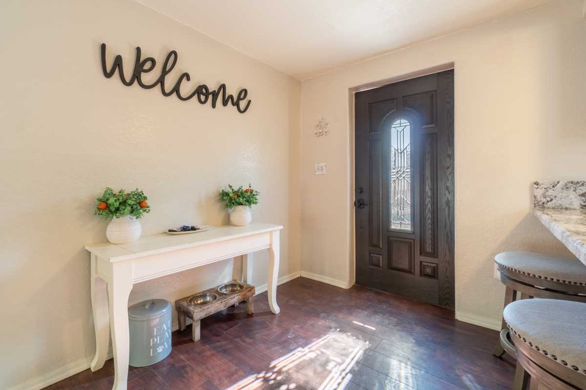 Make a Memorable First Impression for Client Visits by Crafting an Inviting Entryway
