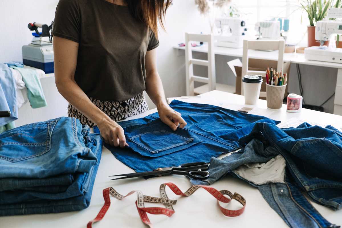 Design a Compact and Chic Home Studio for Your Growing Craft Business