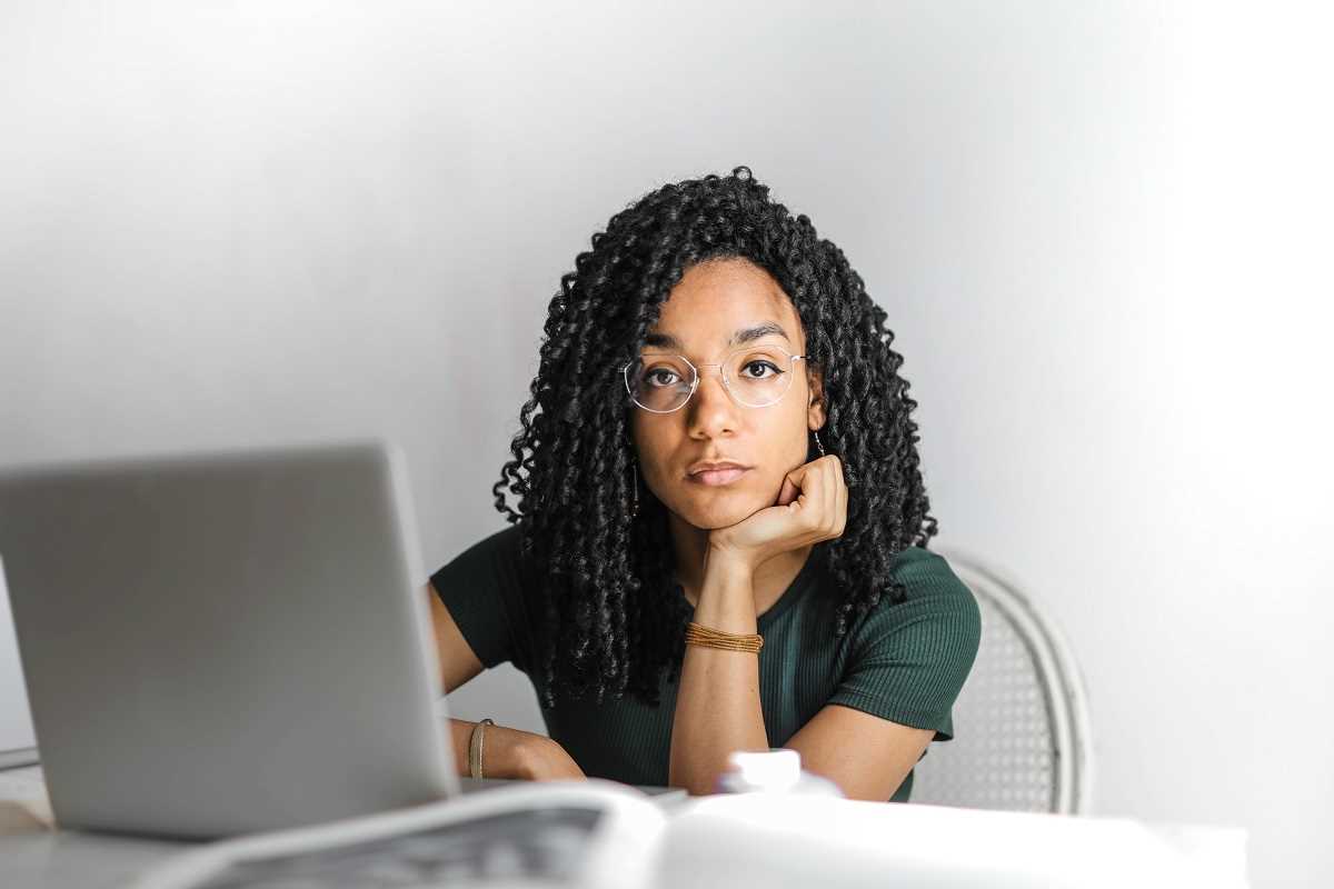 Learn How to Stay Organized And Boost Productivity While Managing Family And Remote Meetings